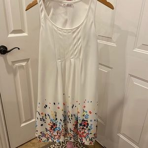 Fashion White floral casual summer dress size M